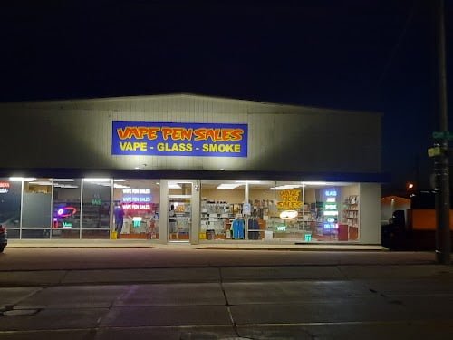 vape shop southall Seventeen South Street Smoke Shops at the End of the 'Vape Shop Gold Rush'  – Philly Plain Dealer main image 1